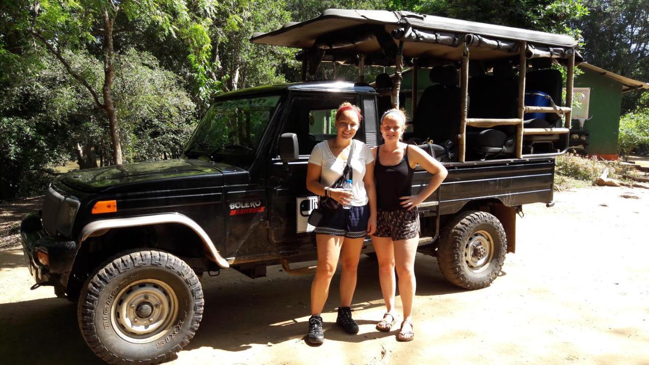 Tusker'S Paradise Safari Villa Udawalawe Esterno foto